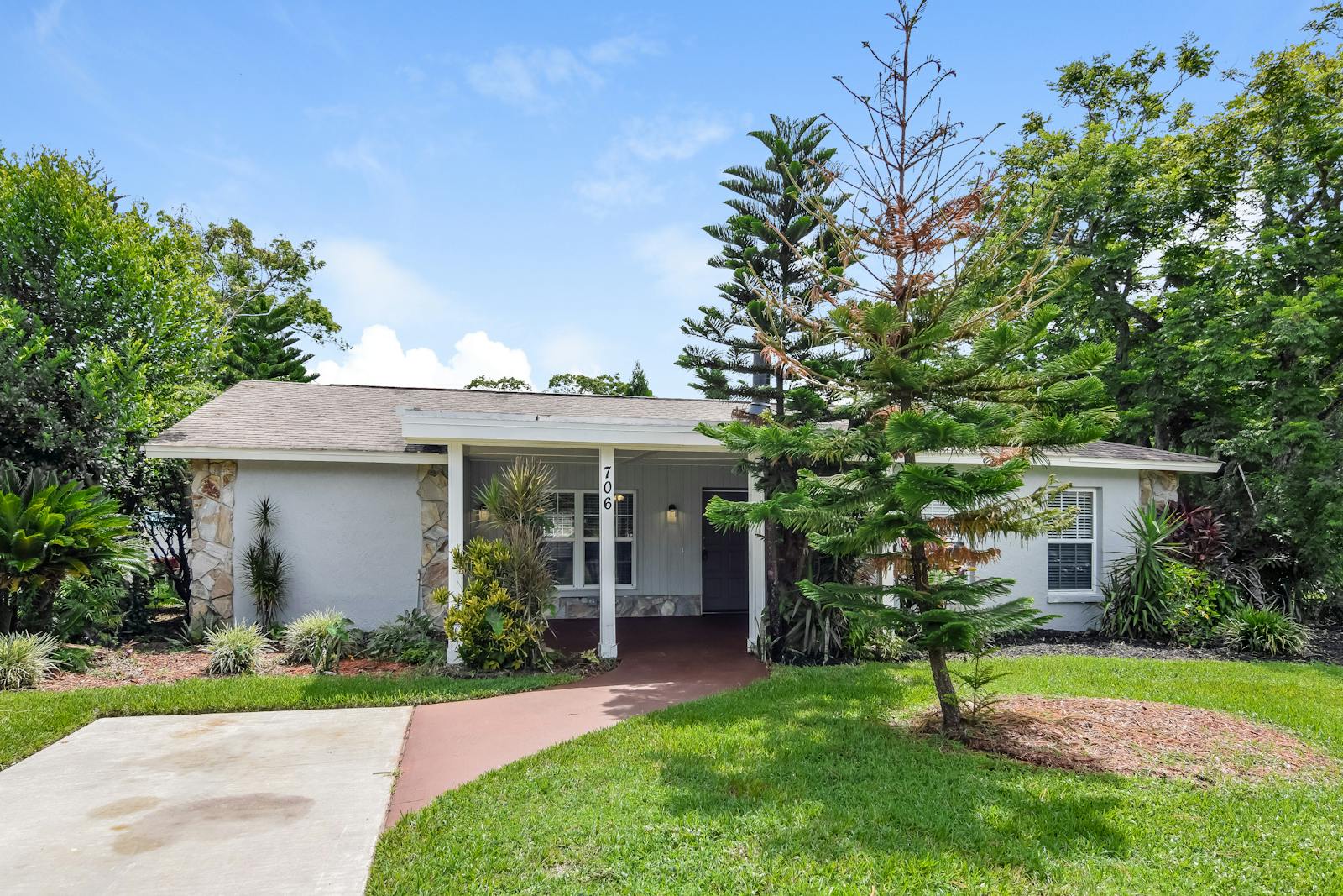 607 Valle Vista Dr, Brandon, FL 33511 Home for Rent 4 Beds, 2.5 Baths Main Street Renewal